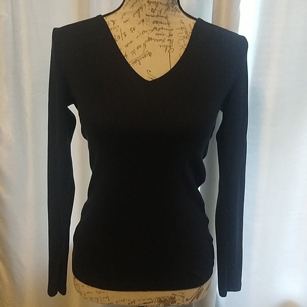 V-Neck Gap Tee Navy Blue